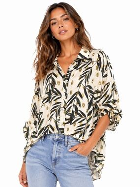 Entro Size S/M Oversized Flowy Floral Button-Up Blouse